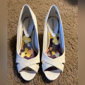 Madden Girl heels, Size 7 NWT